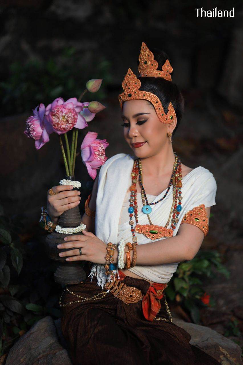 Dvaravati Era: สมัยทวารวดี อารยธรรมโบราณ | THAILAND 🇹🇭