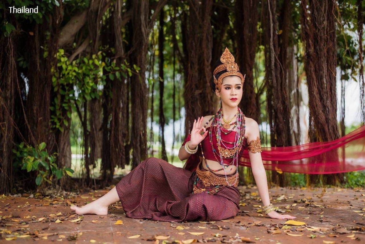 Dvaravati Era: สมัยทวารวดี อารยธรรมโบราณ | THAILAND 🇹🇭