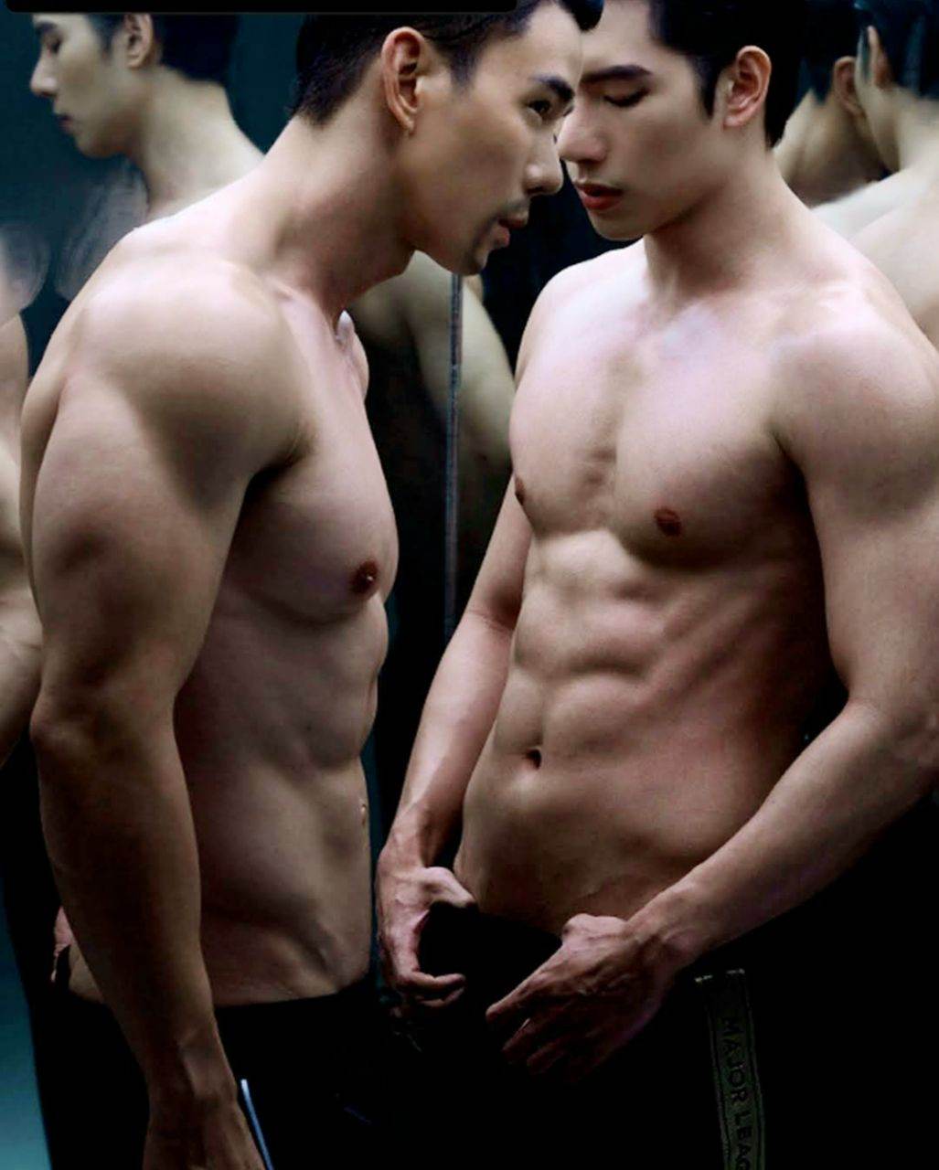🔞ปล้ำกัน