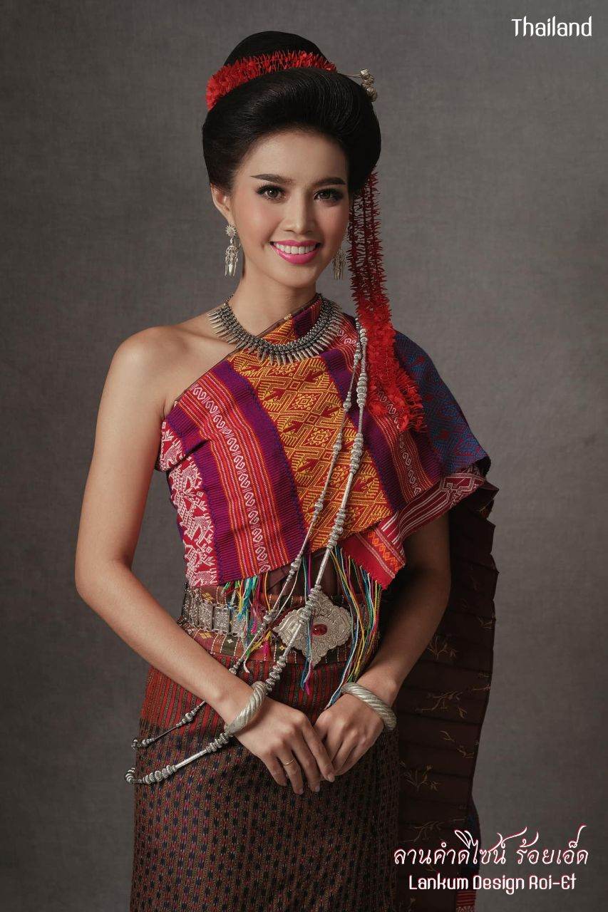 THAILAND 🇹🇭 | Isan traditional costume, ชุดอีสาน
