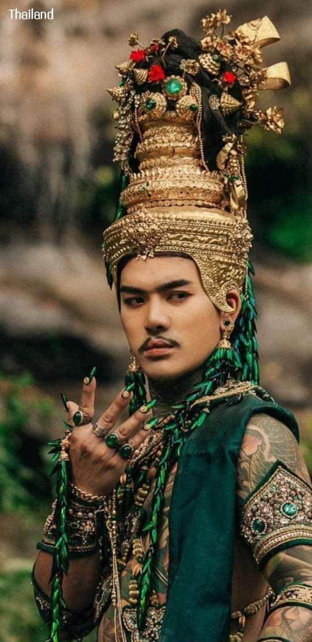 Thai Lanna dress in fantasy style | THAILAND 🇹🇭