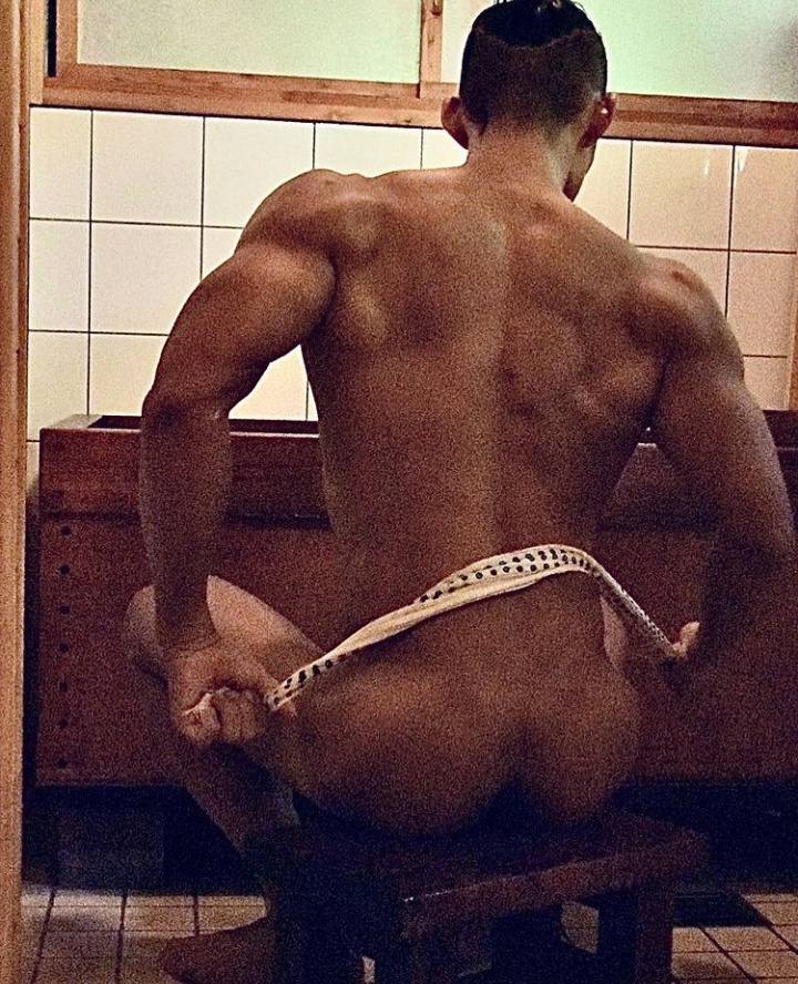 ดีต่อใจ#2043ผู้ชายอาบน้ำ