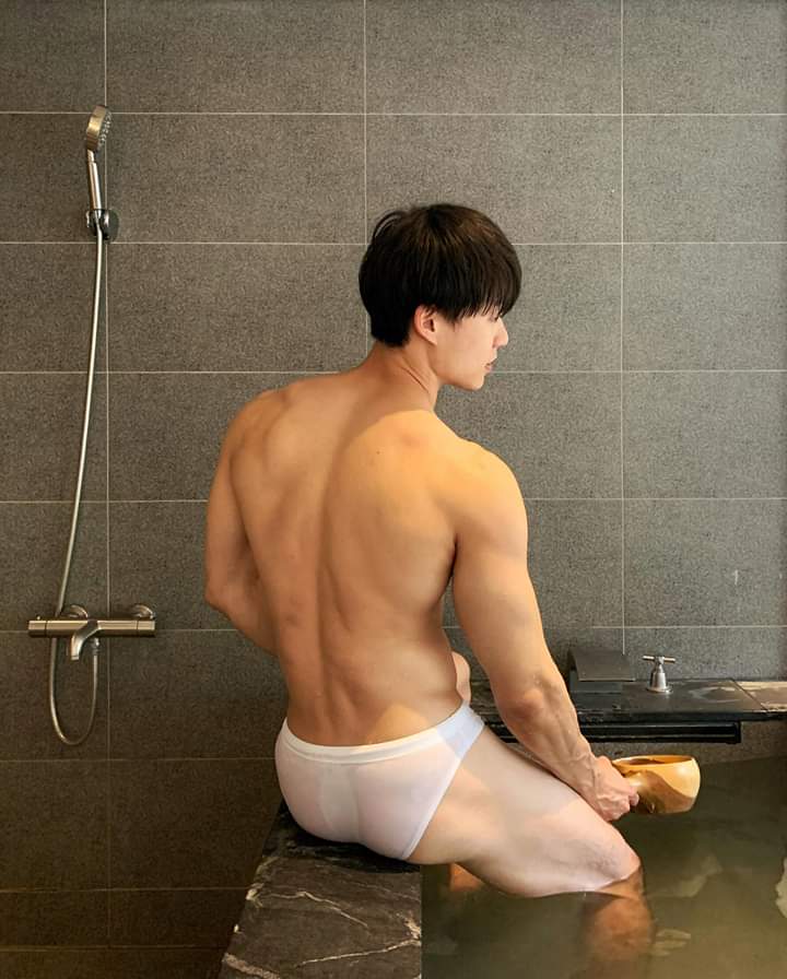 ดีต่อใจ#2043ผู้ชายอาบน้ำ