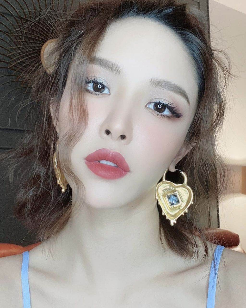 น้ำชา ชีรณัฐ เรื่อง ในม่านเมฆ