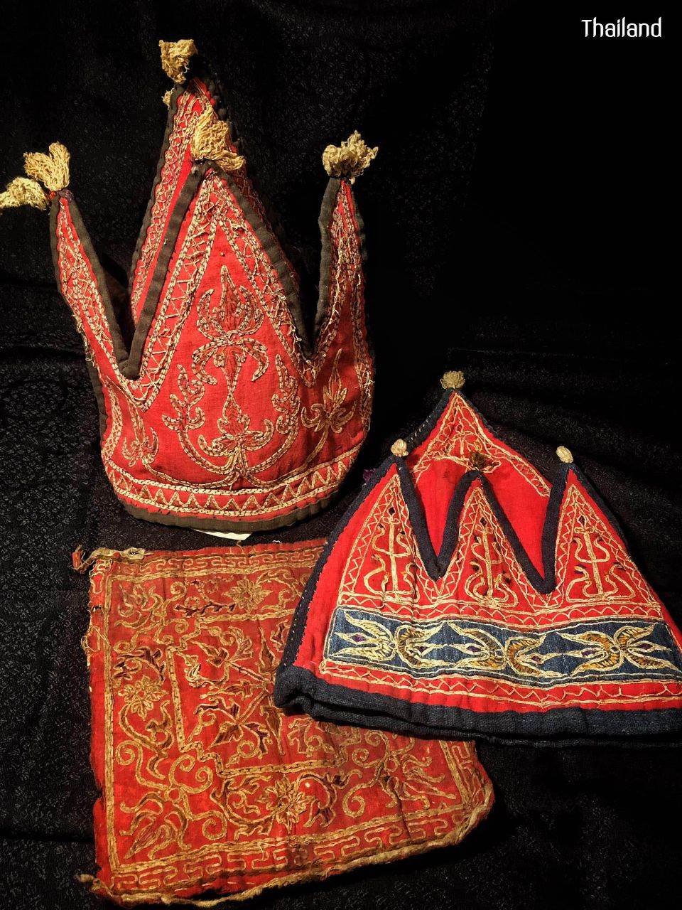 "หมวกกาบ" Muag Kab, Muag garb: I-san embroidery hat | THAILAND 🇹🇭