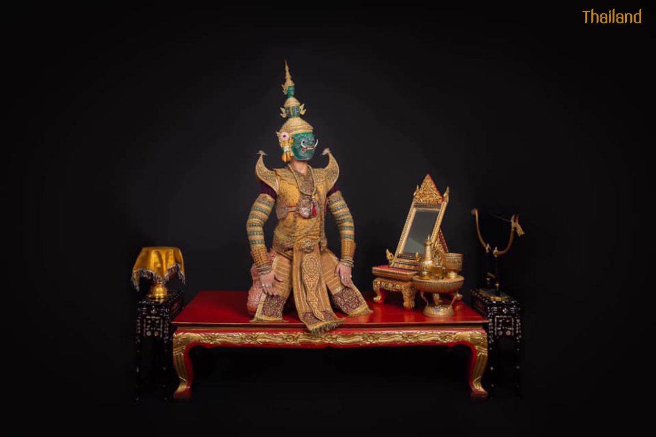 “รำลงสรงโทนท้าวกรุงพาณ” Khon masked dance drama in Thailand | THAILAND 🇹🇭