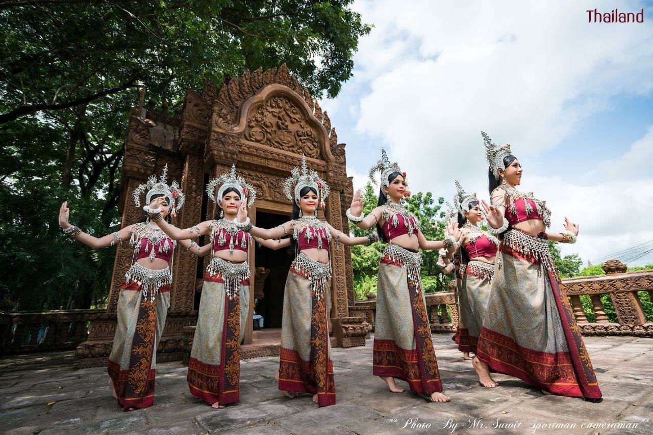 The Beautiful of Thai Apsara performance | THAILAND 🇹🇭