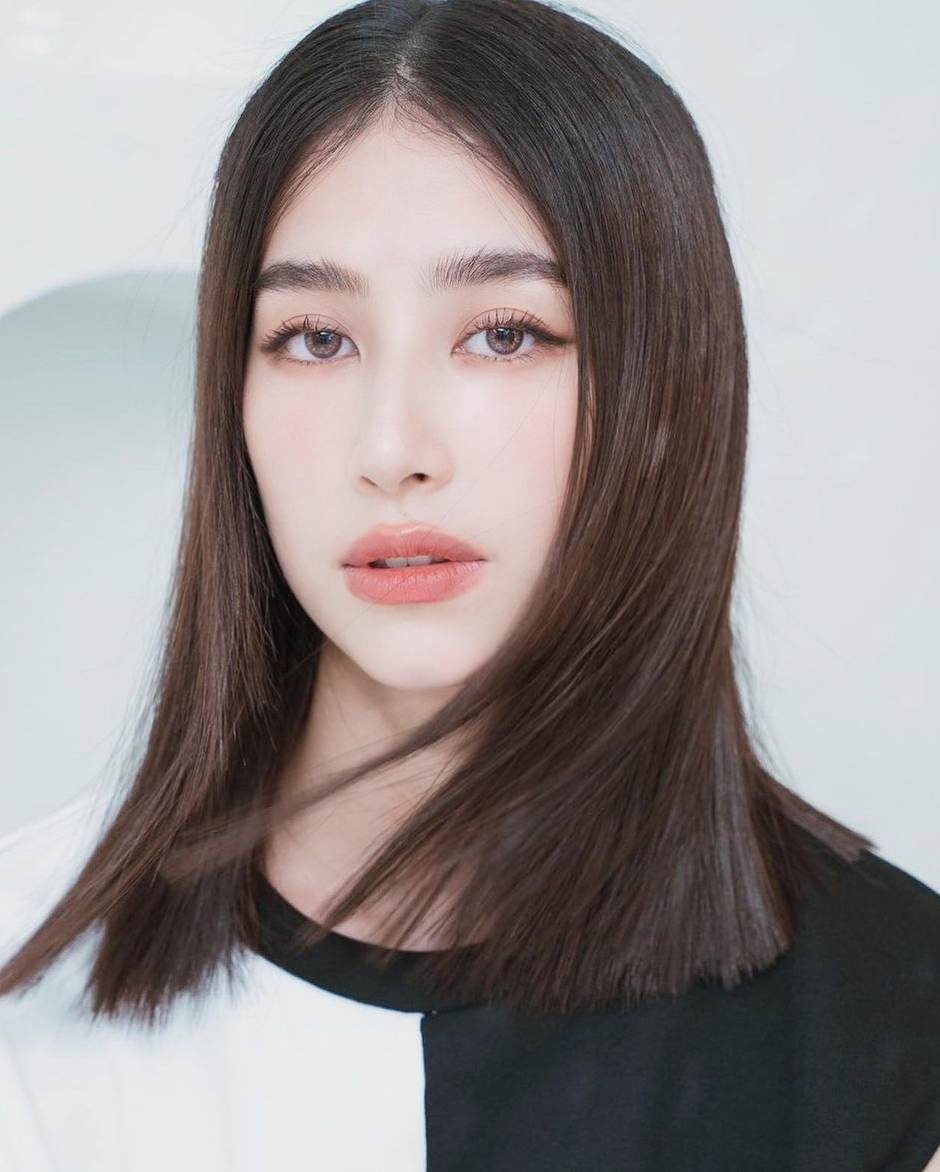 มิ้น ชาลิดา เรื่อง รักหลงโรง