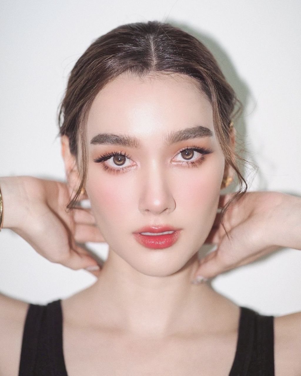 เดียร์น่า ฟลีโป เรื่อง สามีตีตรา
