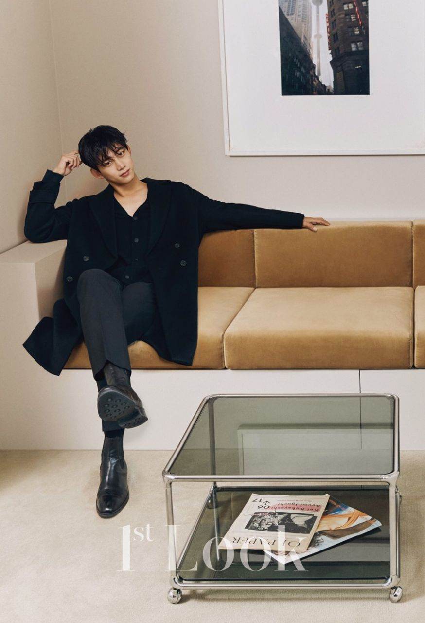 Taecyeon & Kim Hye Yoon @ 1st Look Korea October 2021