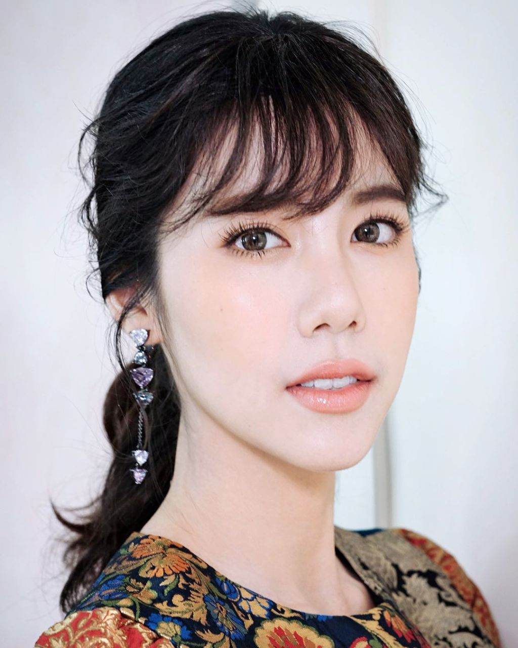 เอสเธอร์ สุปรีย์ลีลา เรื่อง หลวงตามหาชน
