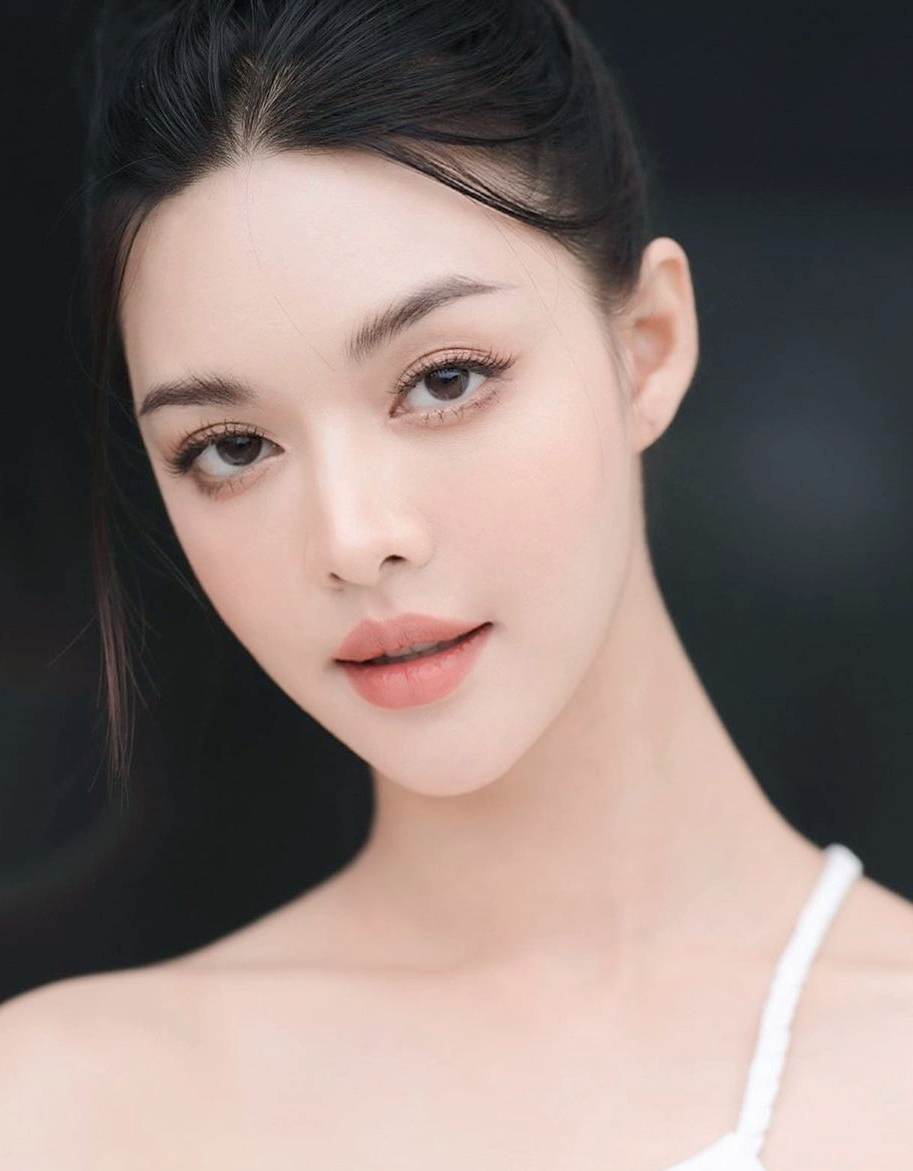 หญิง อาญดา เรื่อง ยัยปลาไหลนายไฮโซ