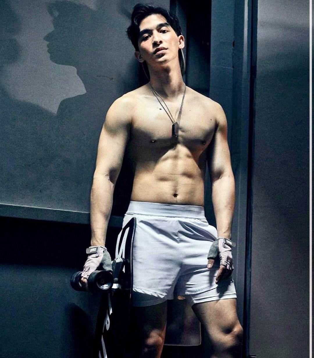 ผู้ชายสายซั่ม