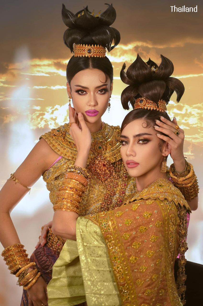 Gorgeous of 70's Hairstyle and Thai Dress in Loy Krathong Festival | THAILAND 🇹🇭