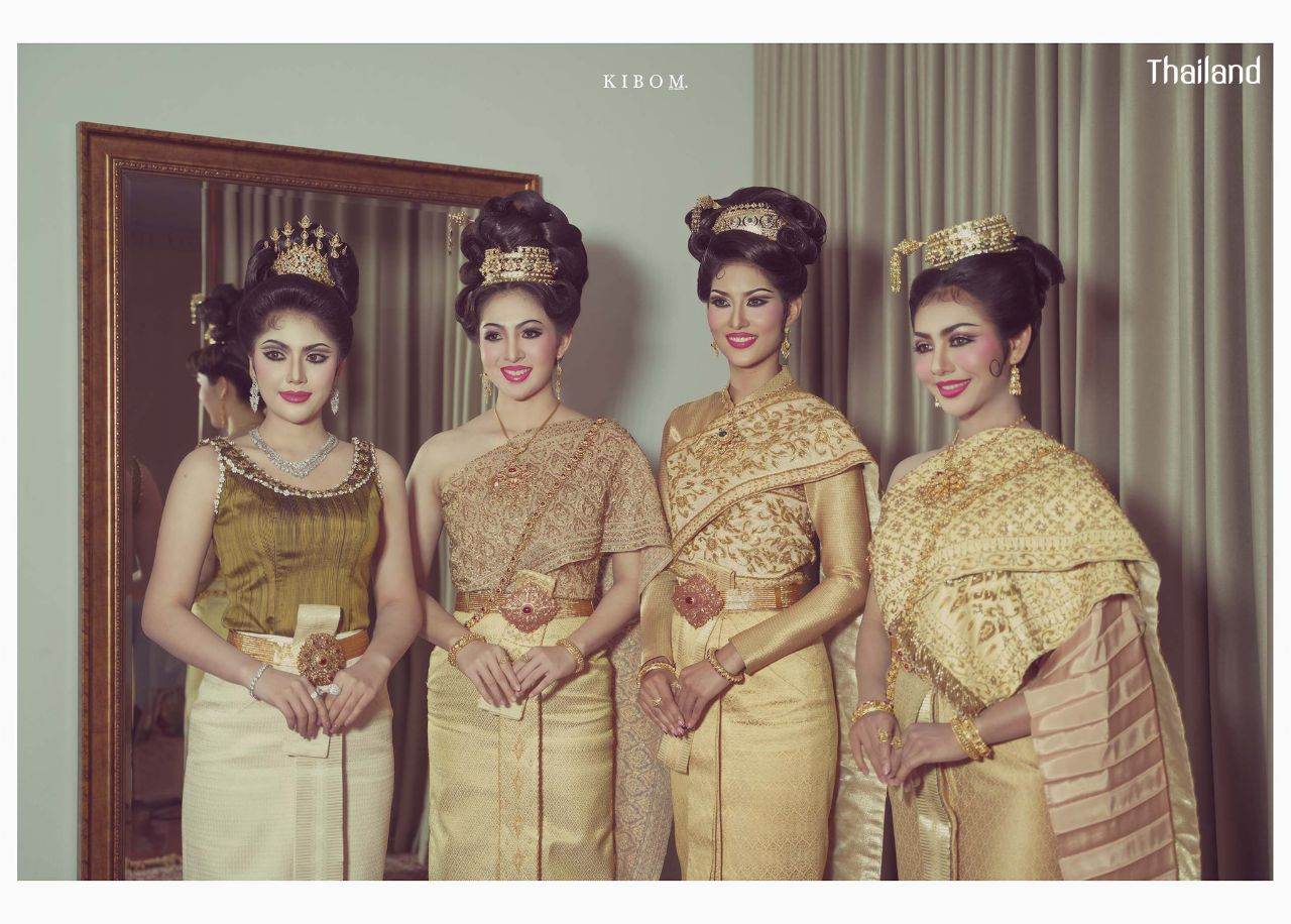 Thai National Costume and 70s Makeup & Hairstyle by Sakunjan | THAILAND 🇹🇭