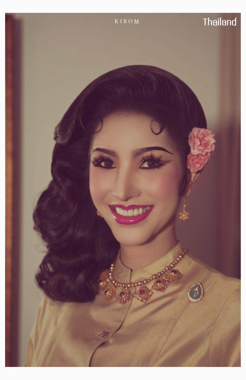 Thai National Costume and 70s Makeup & Hairstyle by Sakunjan | THAILAND 🇹🇭
