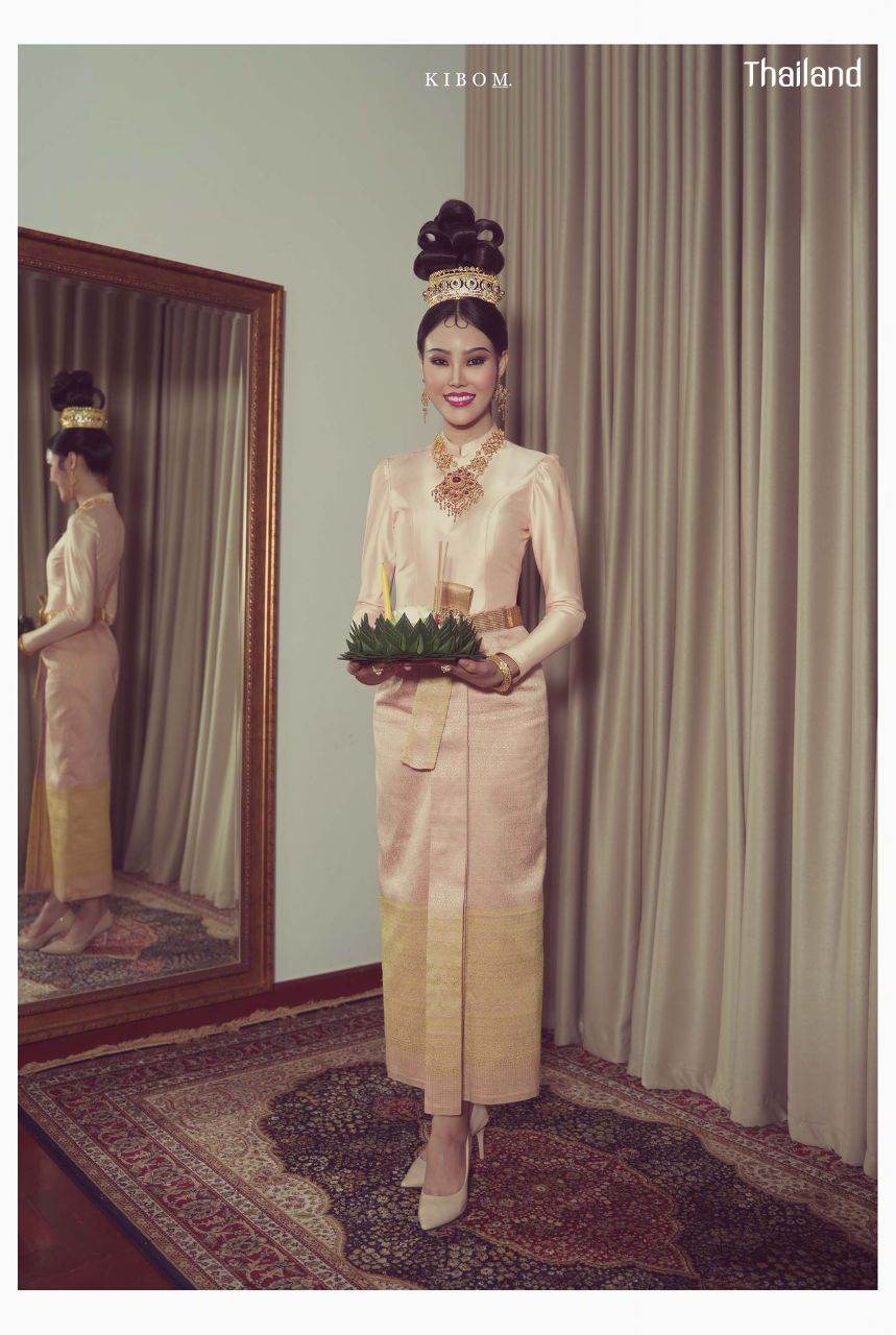 Thai National Costume and 70s Makeup & Hairstyle by Sakunjan | THAILAND 🇹🇭
