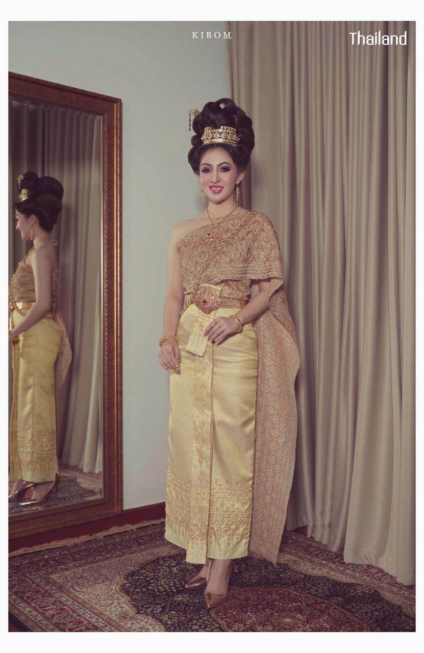 Thai National Costume and 70s Makeup & Hairstyle by Sakunjan | THAILAND 🇹🇭