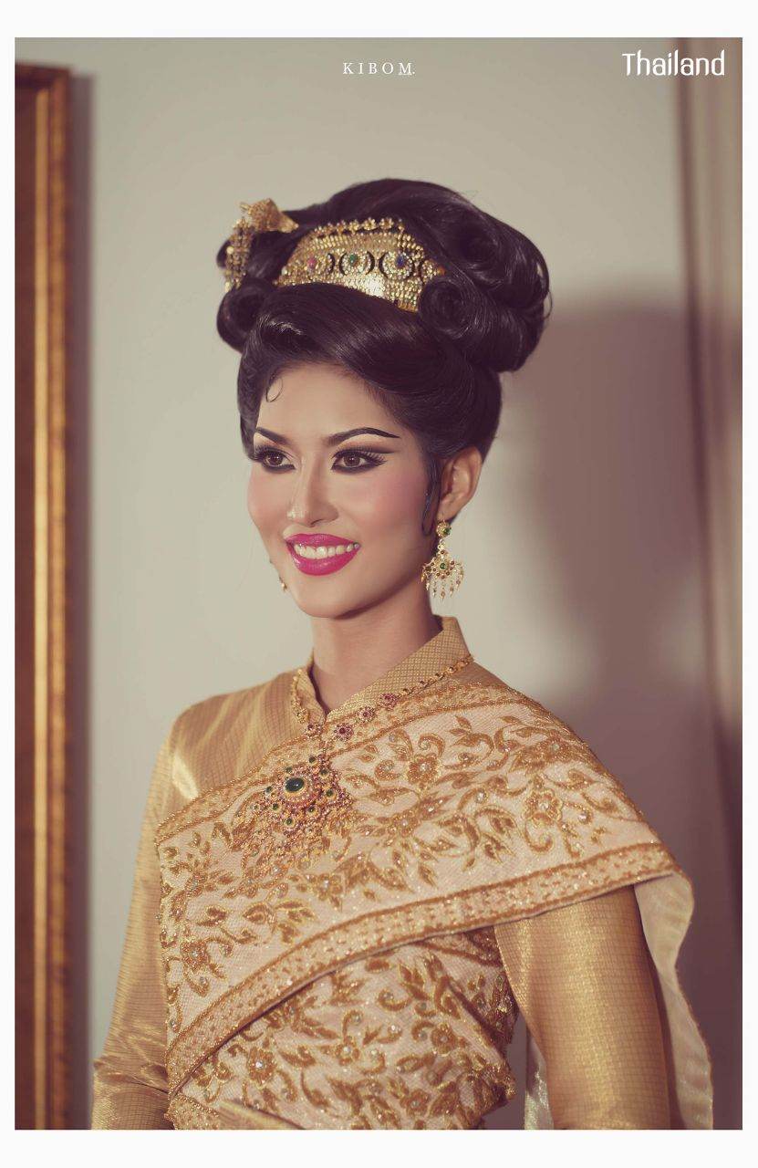 Thai National Costume and 70s Makeup & Hairstyle by Sakunjan | THAILAND 🇹🇭