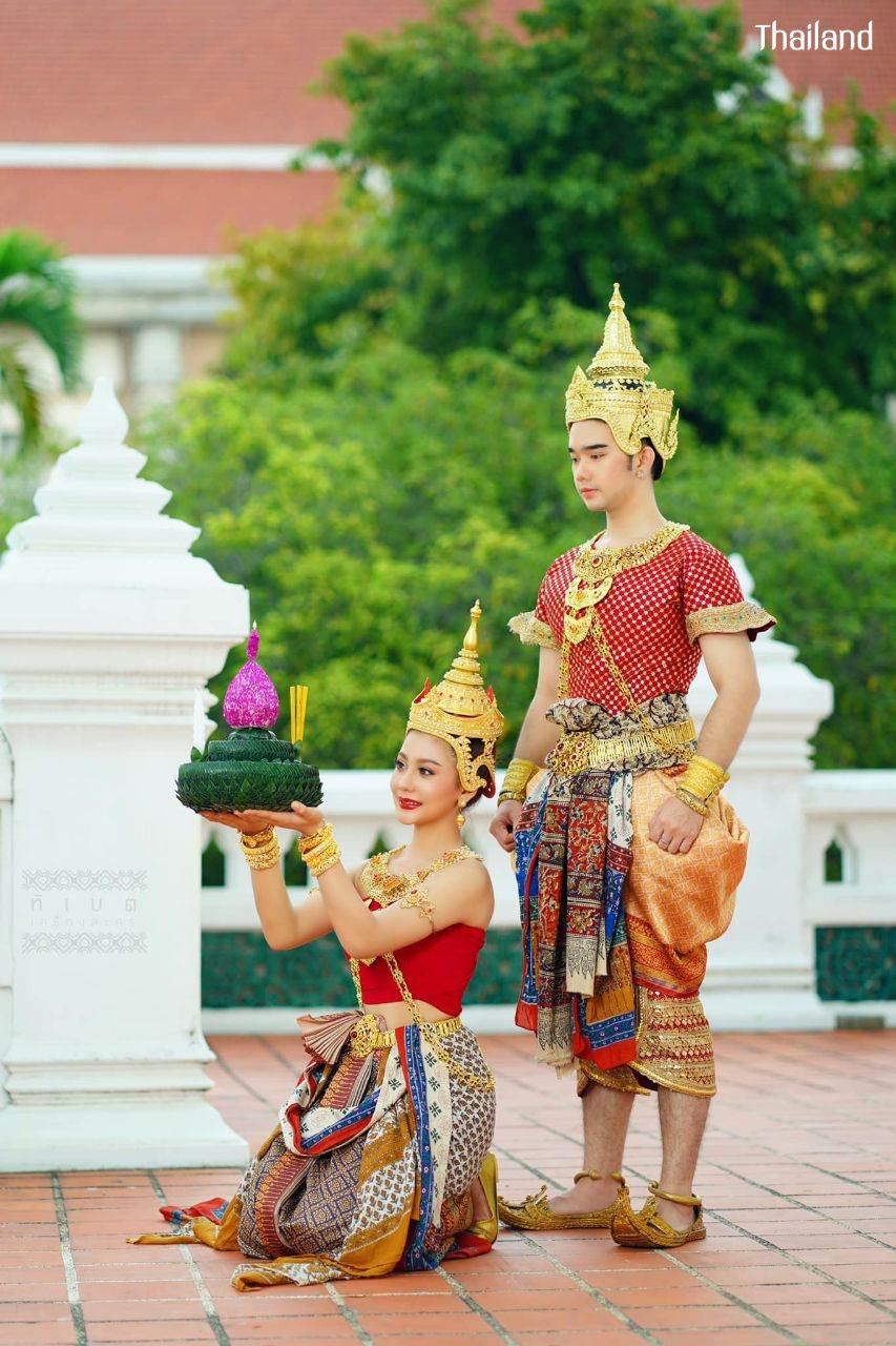 Loy Krathong Festival and The Beautiful of Sukhothai Costume | THAILAND 🇹🇭