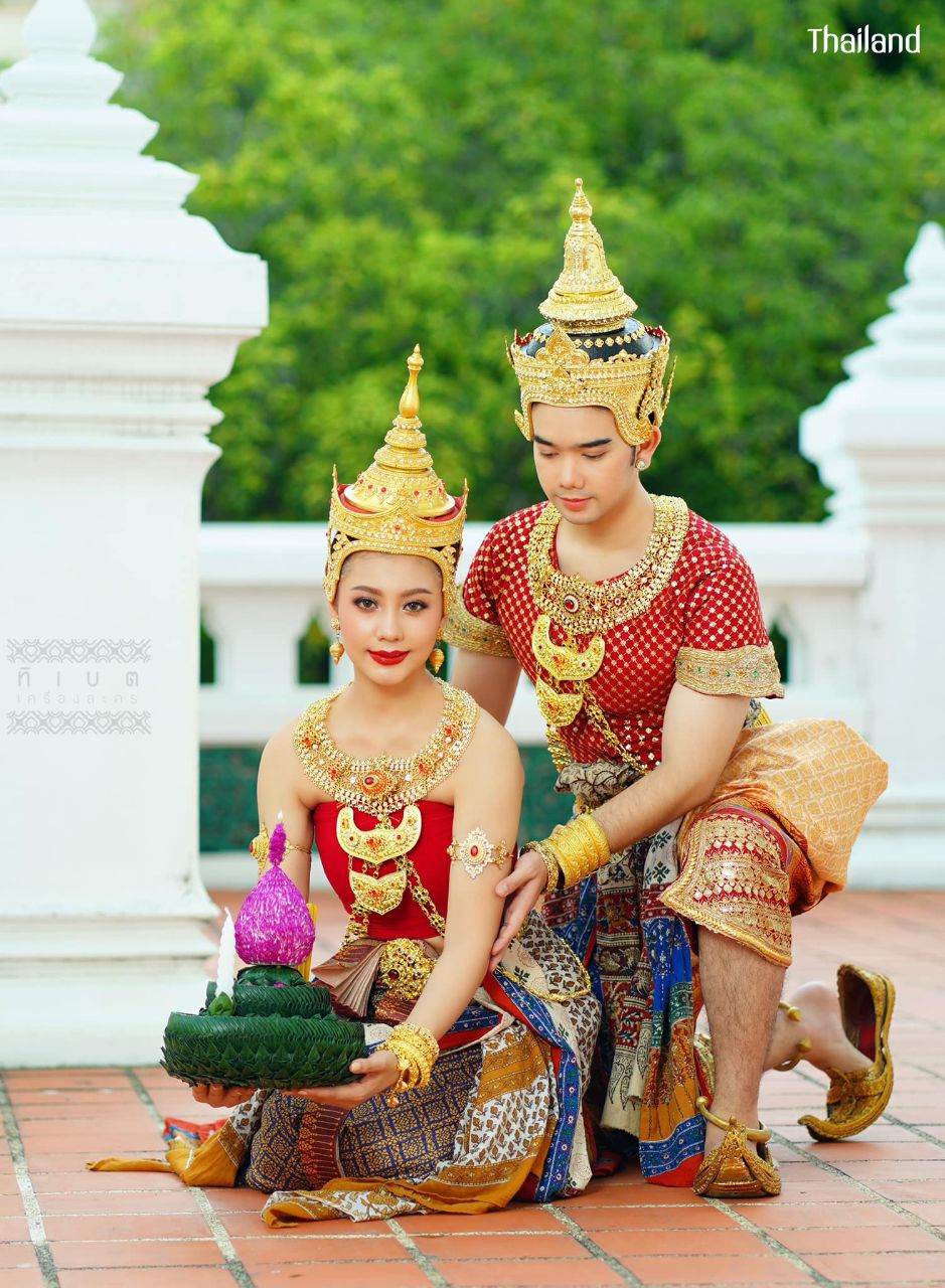 Loy Krathong Festival and The Beautiful of Sukhothai Costume | THAILAND 🇹🇭