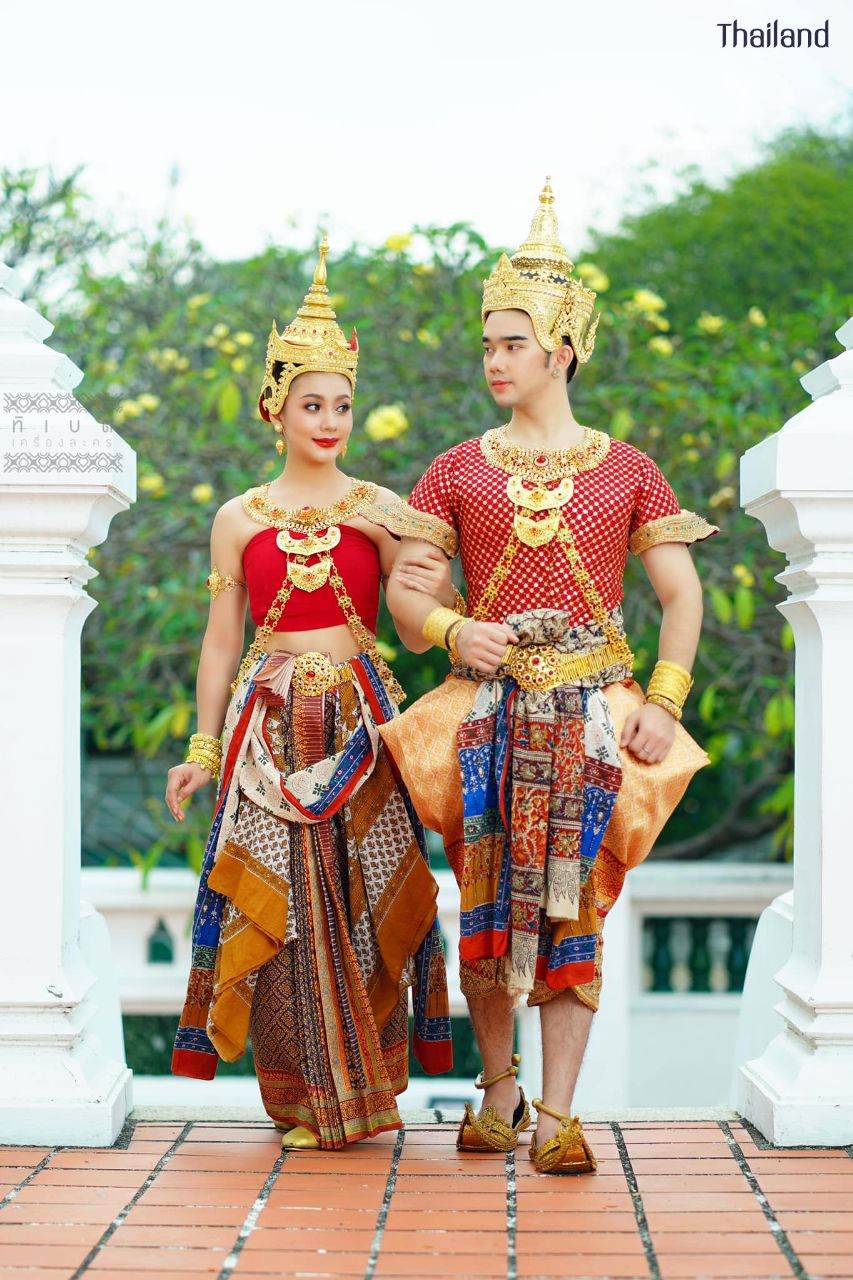 Loy Krathong Festival and The Beautiful of Sukhothai Costume | THAILAND 🇹🇭