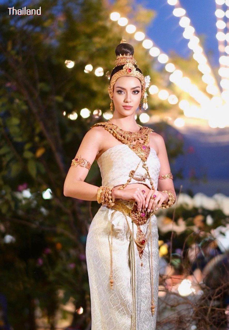 Amanda Obdam and The Beauty of Thai Traditional Dress | THAILAND 🇹🇭