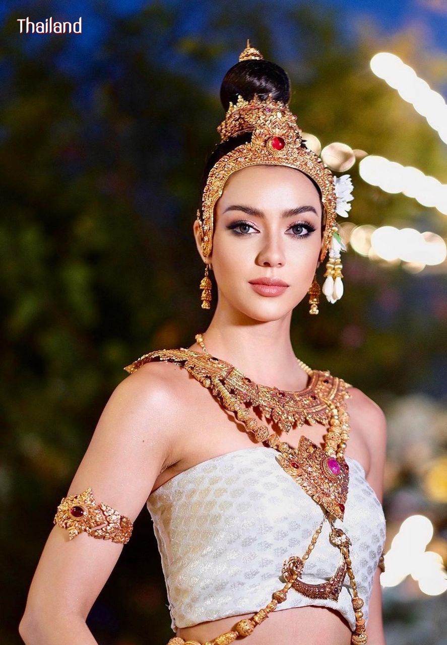 Amanda Obdam and The Beauty of Thai Traditional Dress | THAILAND 🇹🇭