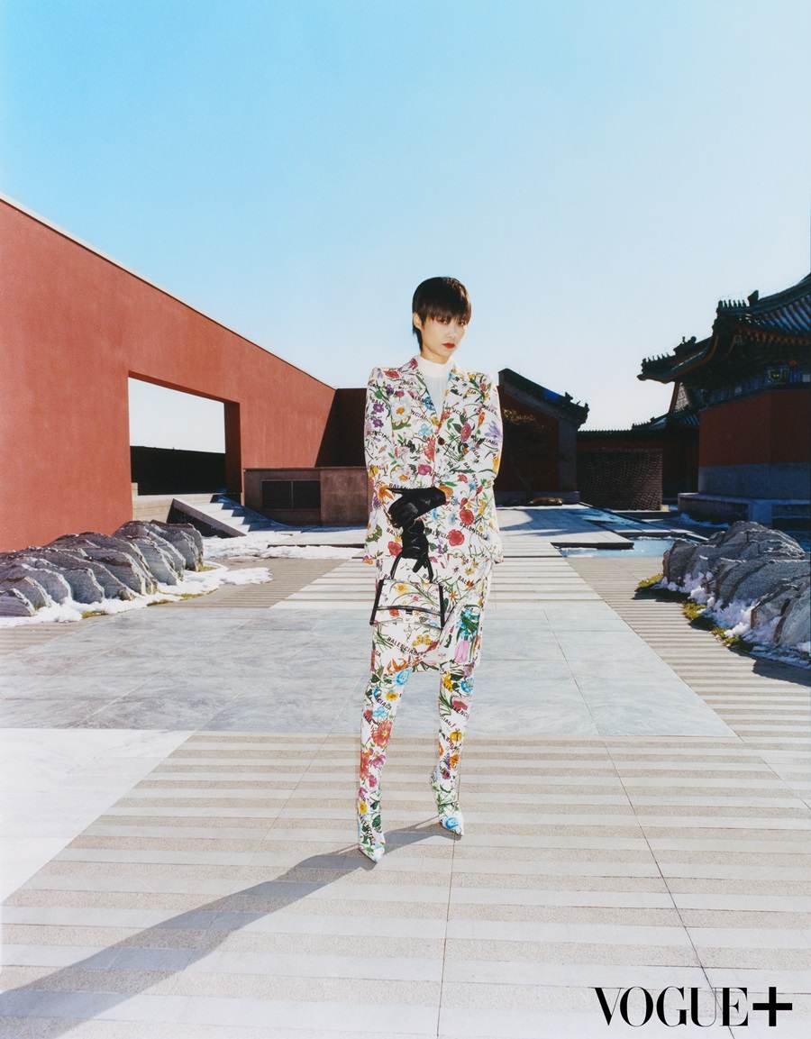 Chris Lee @ VOGUE+ China December 2021