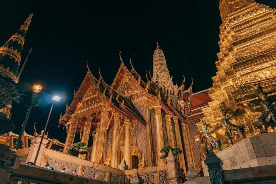 Cr. FB Wat About Siam