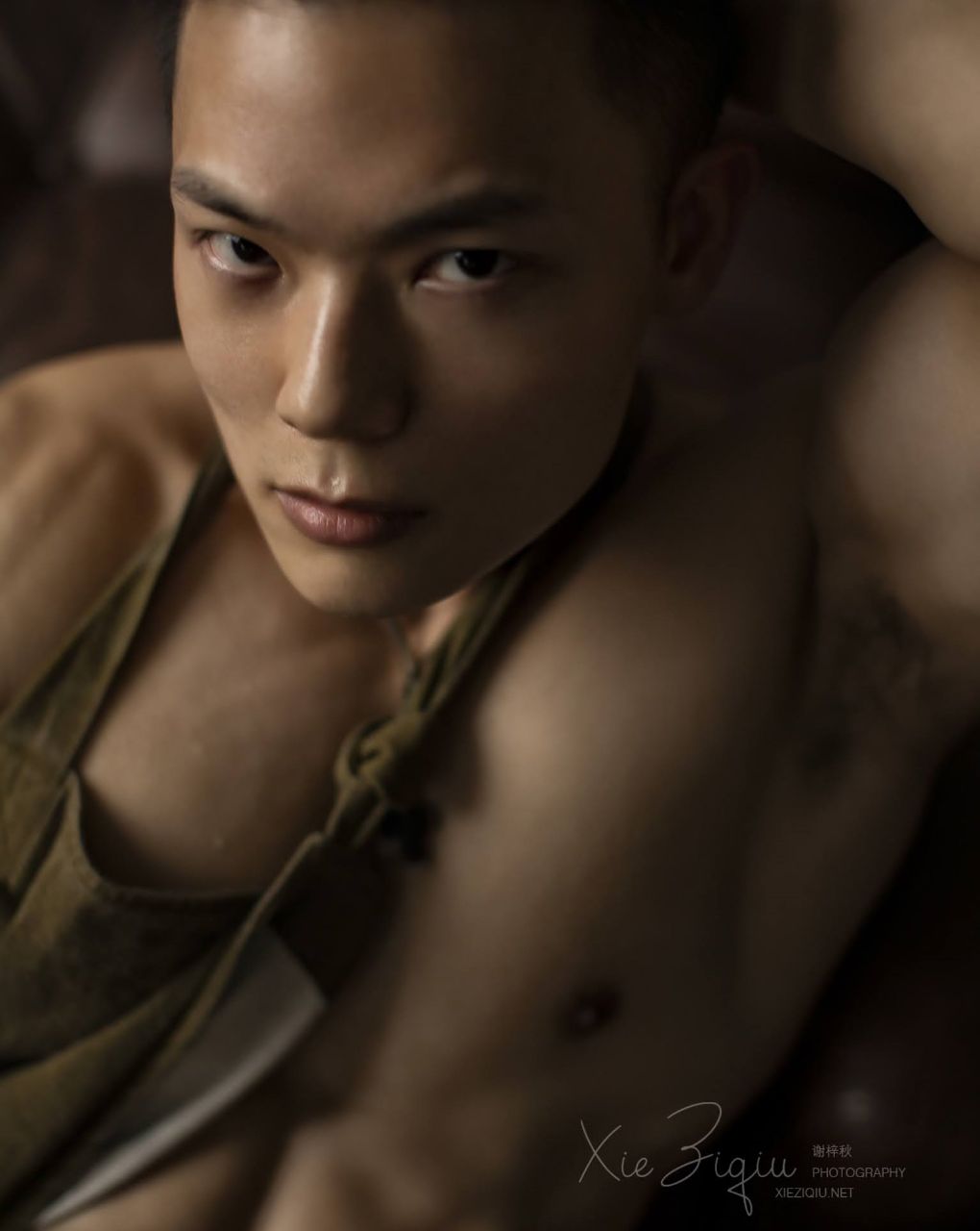 หนุ่มหล่อขึ้นปก 1063.2