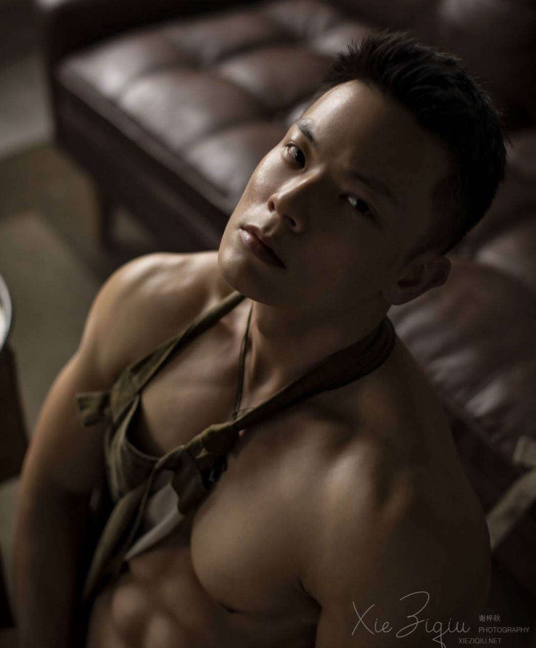หนุ่มหล่อขึ้นปก 1063.2