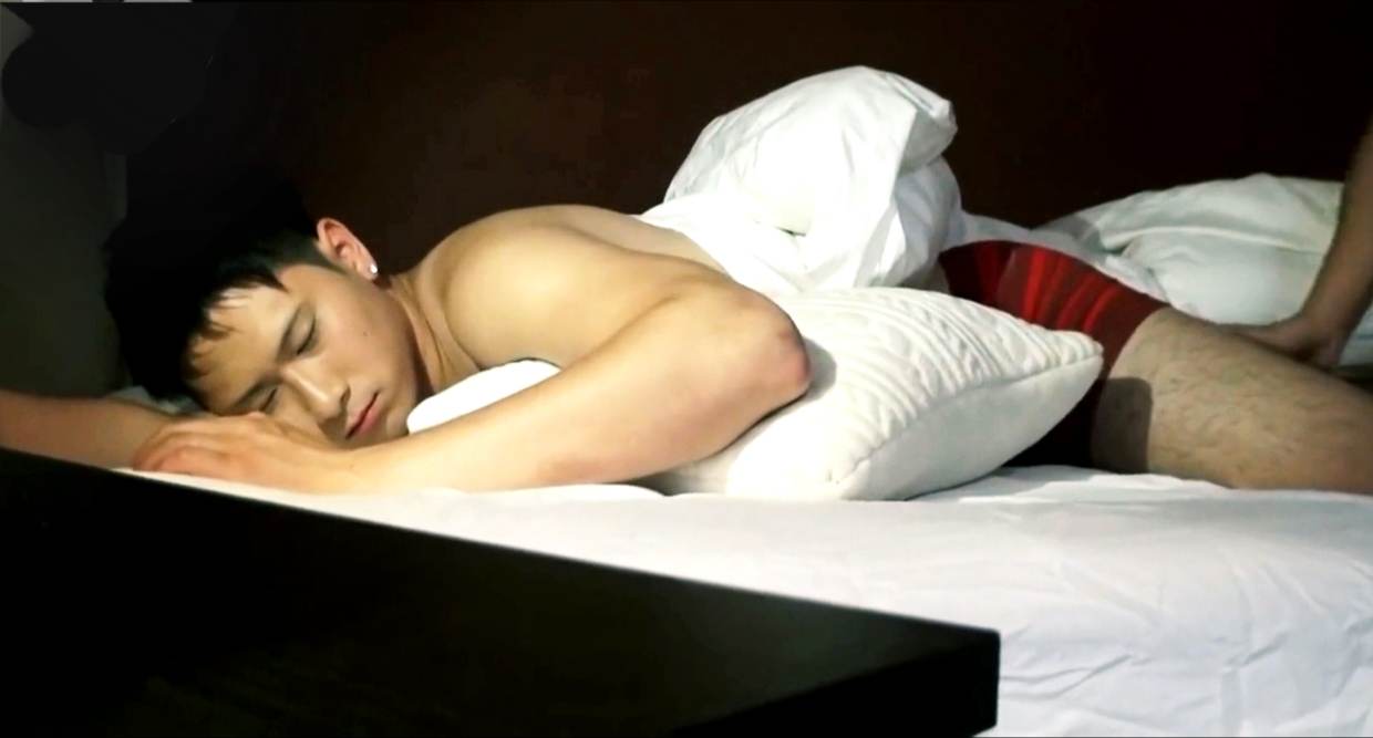 ลักหลับ...