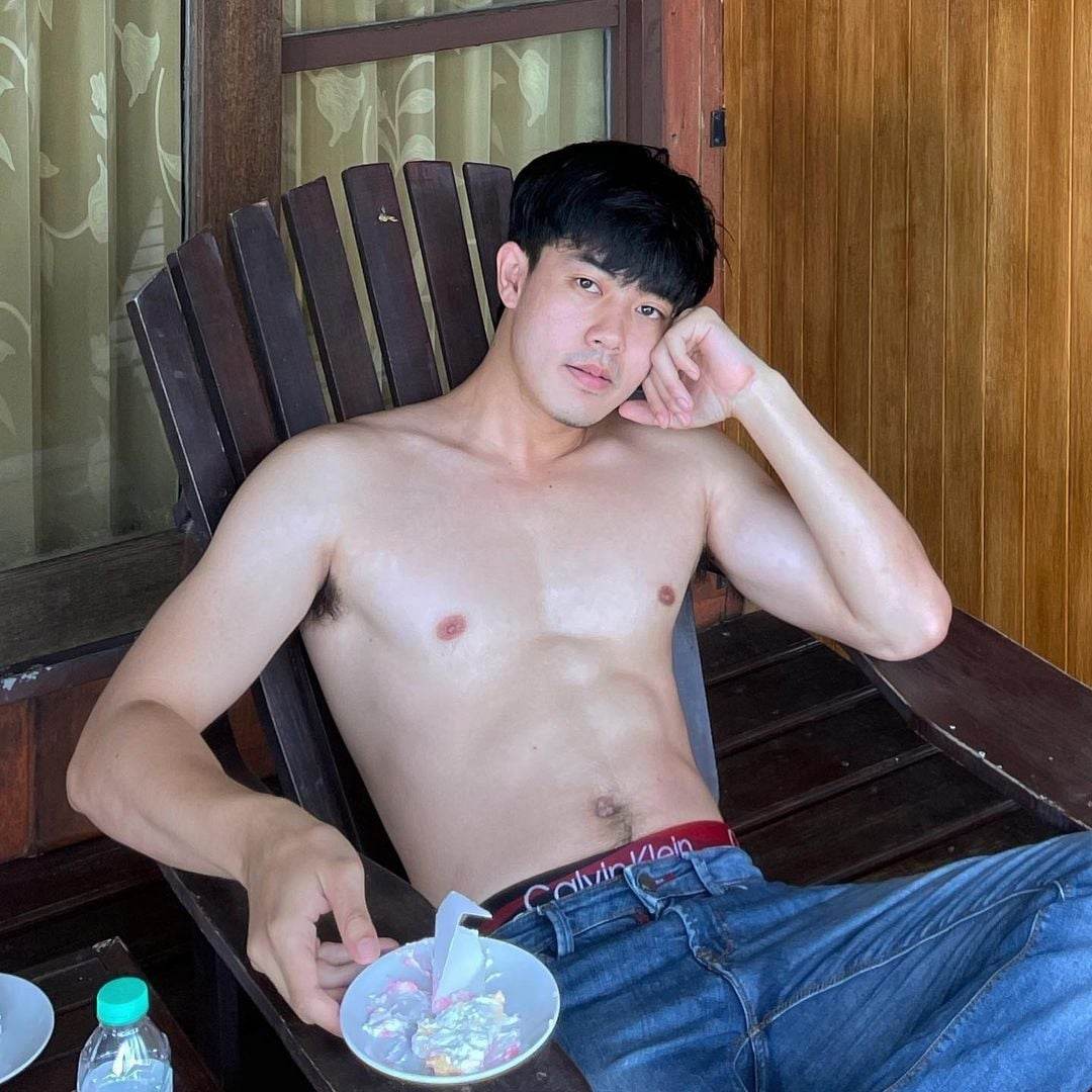 ต่อหน้ารุก.ลับหลังรับ