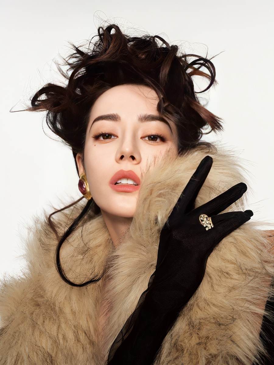 Dilireba @ MiniBazaar China December 2021