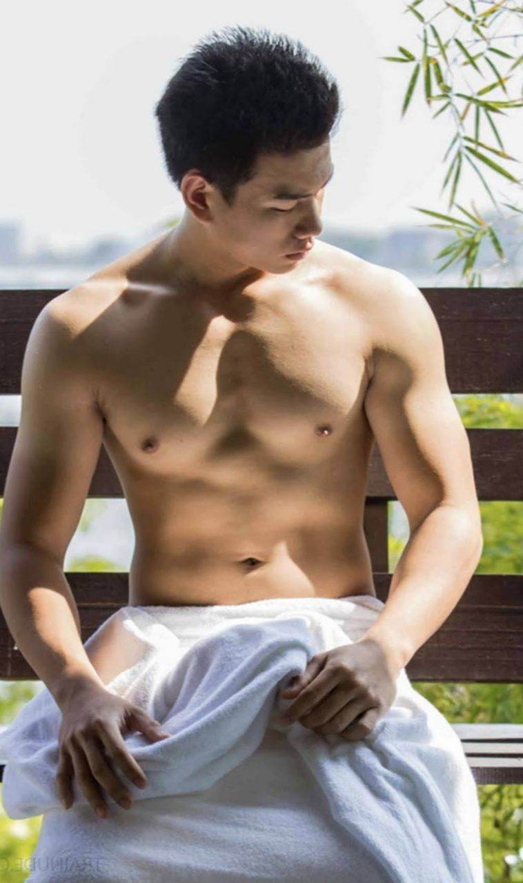 แตกในวัยหนุ่มๆ