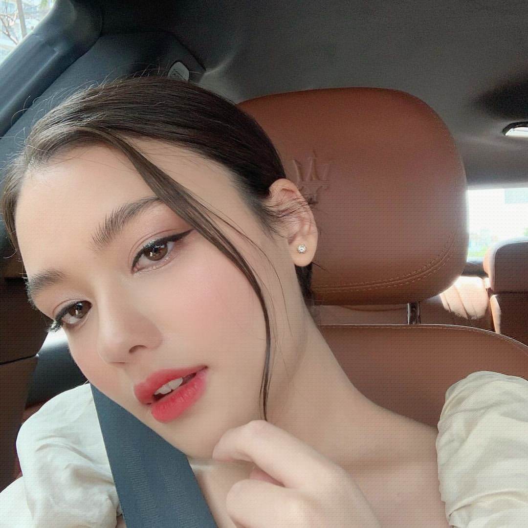 ลี นาตาลี เรื่อง ดาวหลงฟ้า