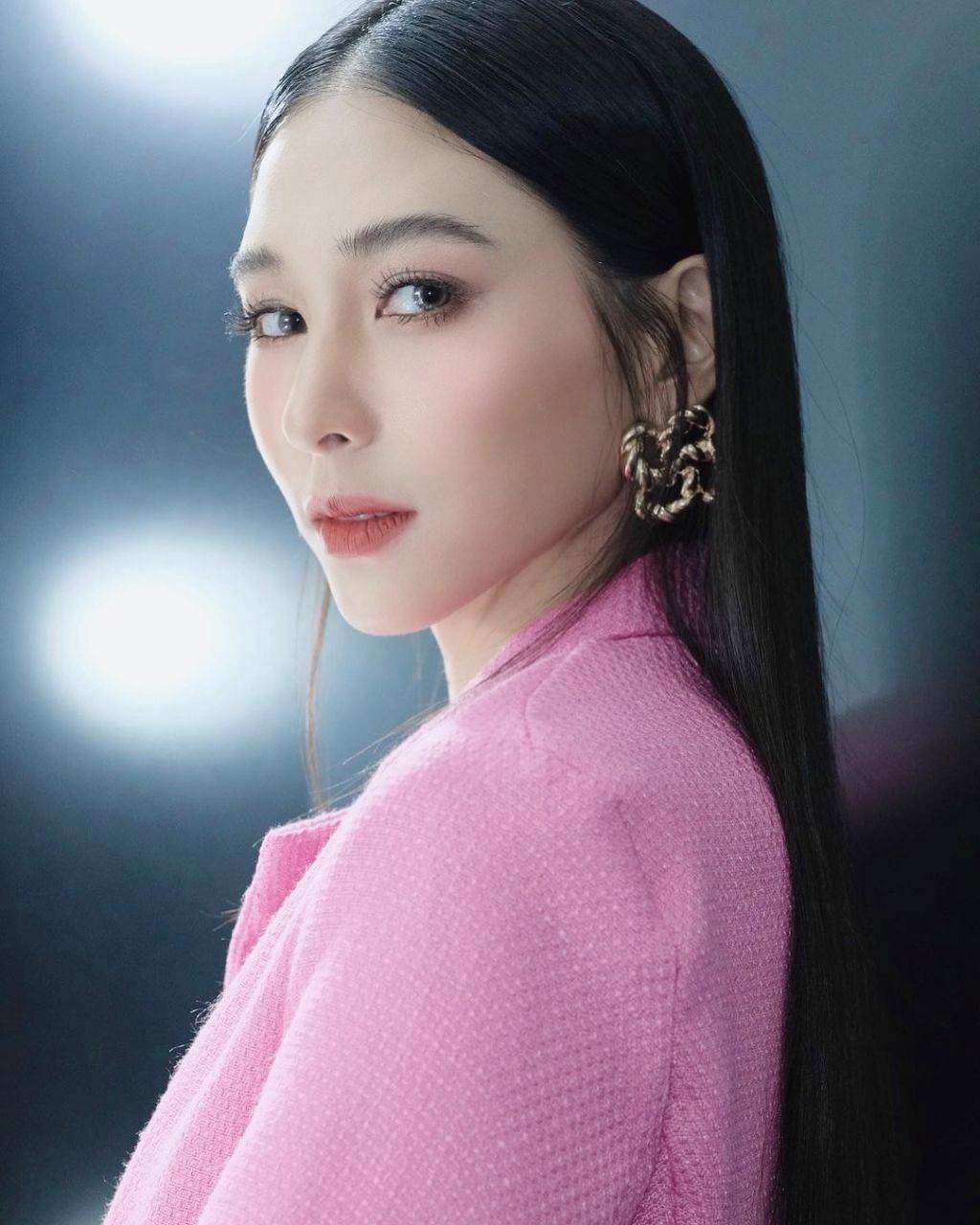 บูม สุภาพร เรื่อง เลือดเจ้าพระยา