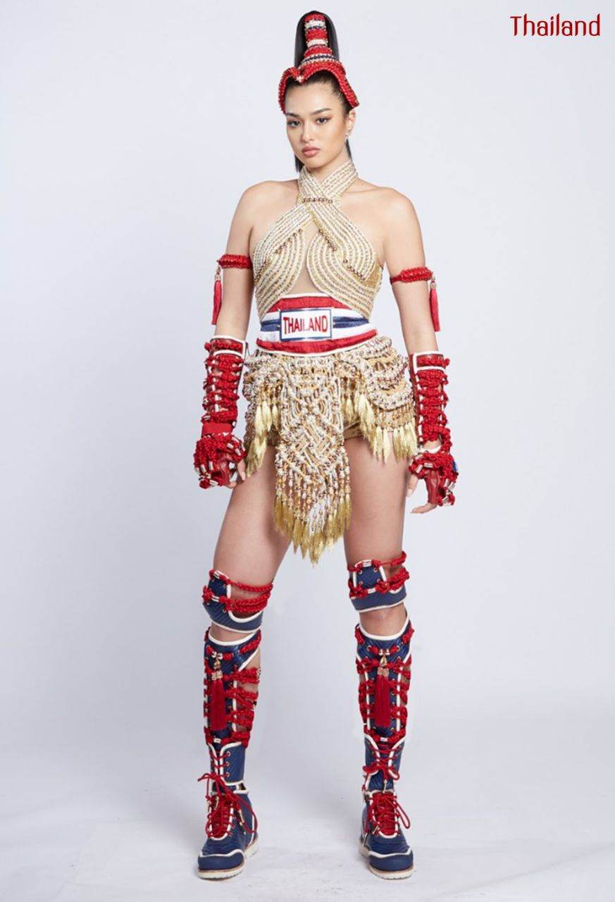 𝐓𝐇𝐀𝐈 𝐍𝐀𝐓𝐈𝐎𝐍𝐀𝐋 𝐂𝐎𝐒𝐓𝐔𝐌𝐄 "นางคาด" (Woman of steel) by Anchilee Scott-Kemmis | THAILAND 🇹🇭