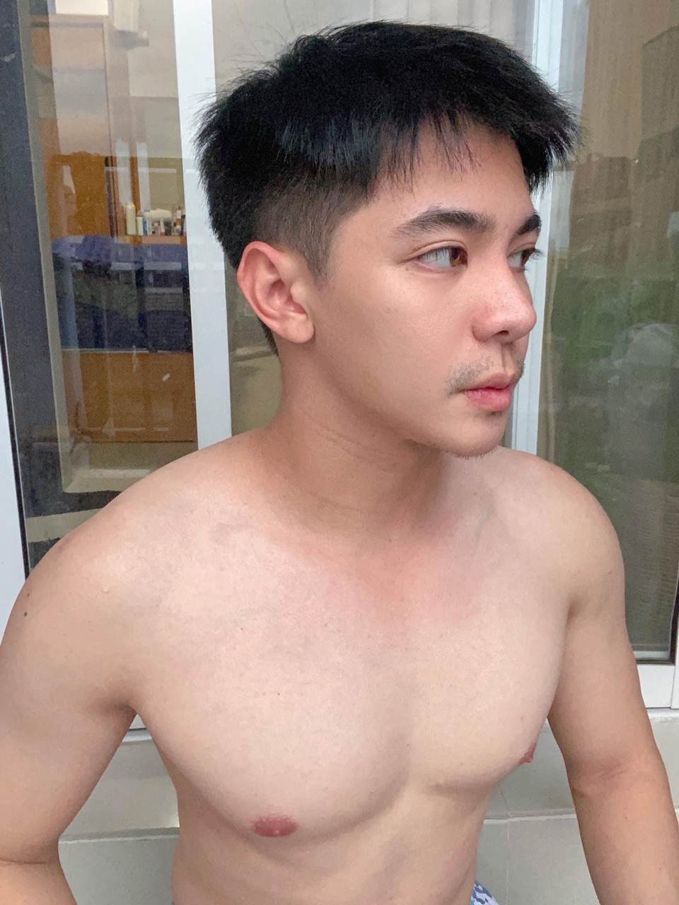 ถอดโชว์เรือนร่าง 2734