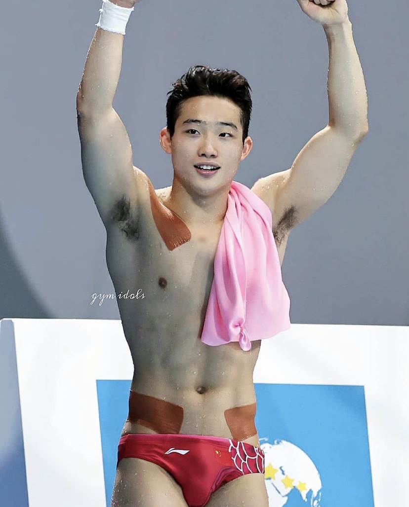 ถอดโชว์เรือนร่าง 2740