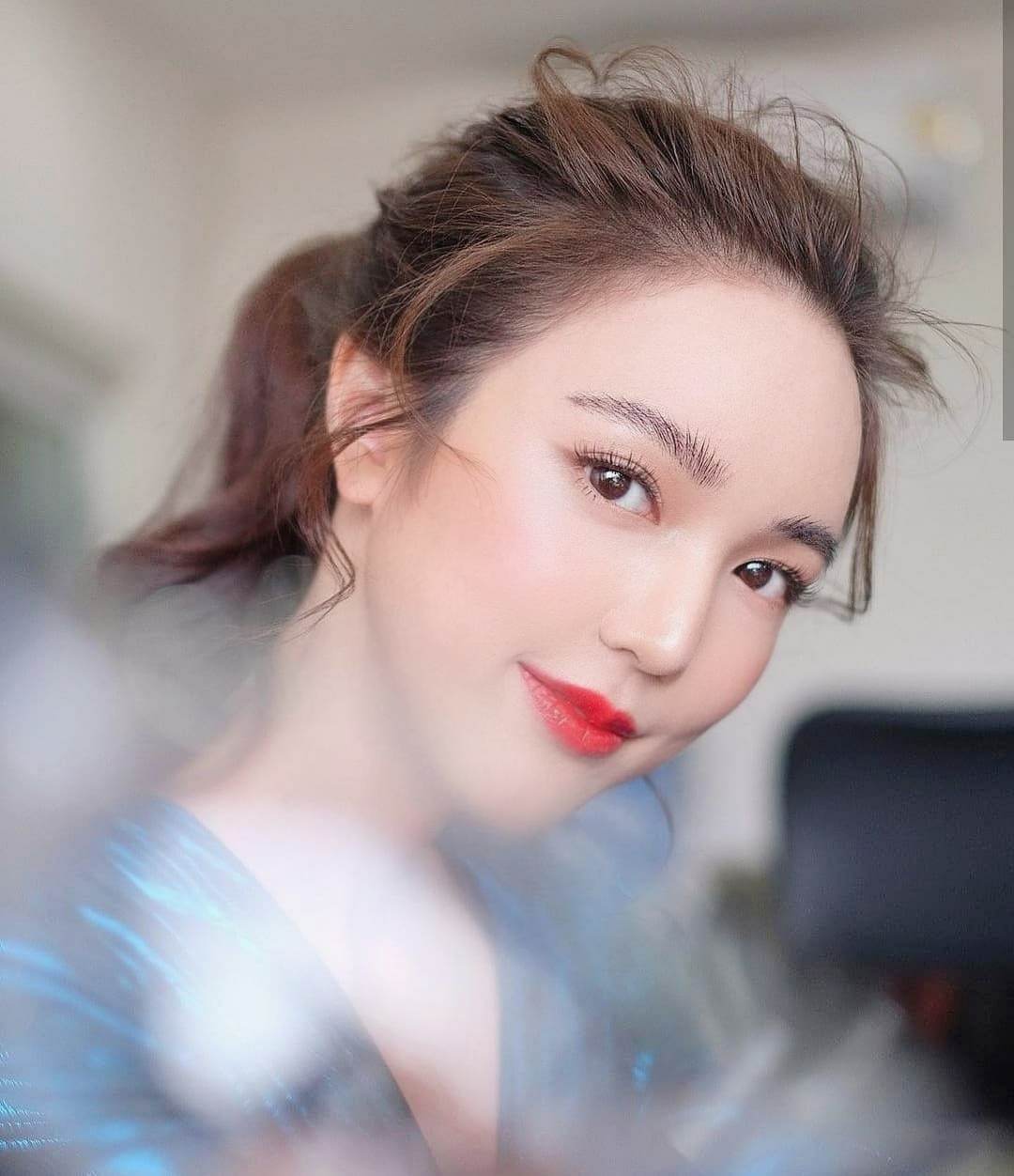 บัว นลินทิพย์ เรื่อง อ้อมฟ้าโอบดิน