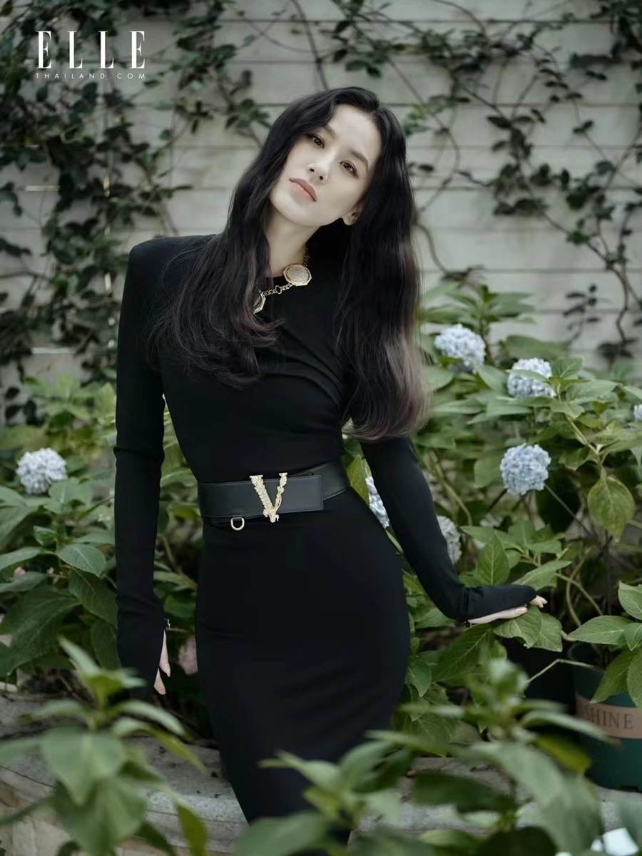 Eva Huang @ ELLE Thailand December 2021