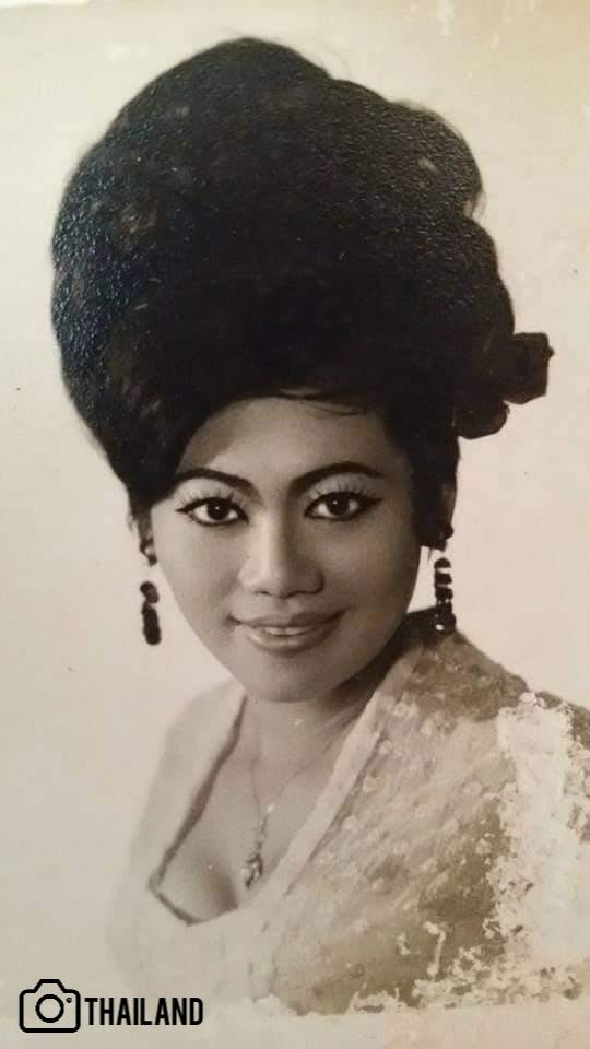 ðđðThailand : Hairstyles of yesteryear : āļāļĢāļāļāļĄāļŠāļĄāļąāļĒāļāļīāļĒāļĄ 1960'