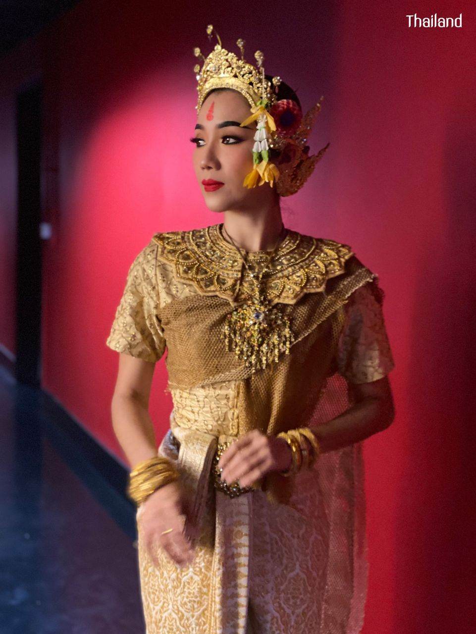 Thai Khon Dancers in Paris 🇫🇷 | THAILAND 🇹🇭