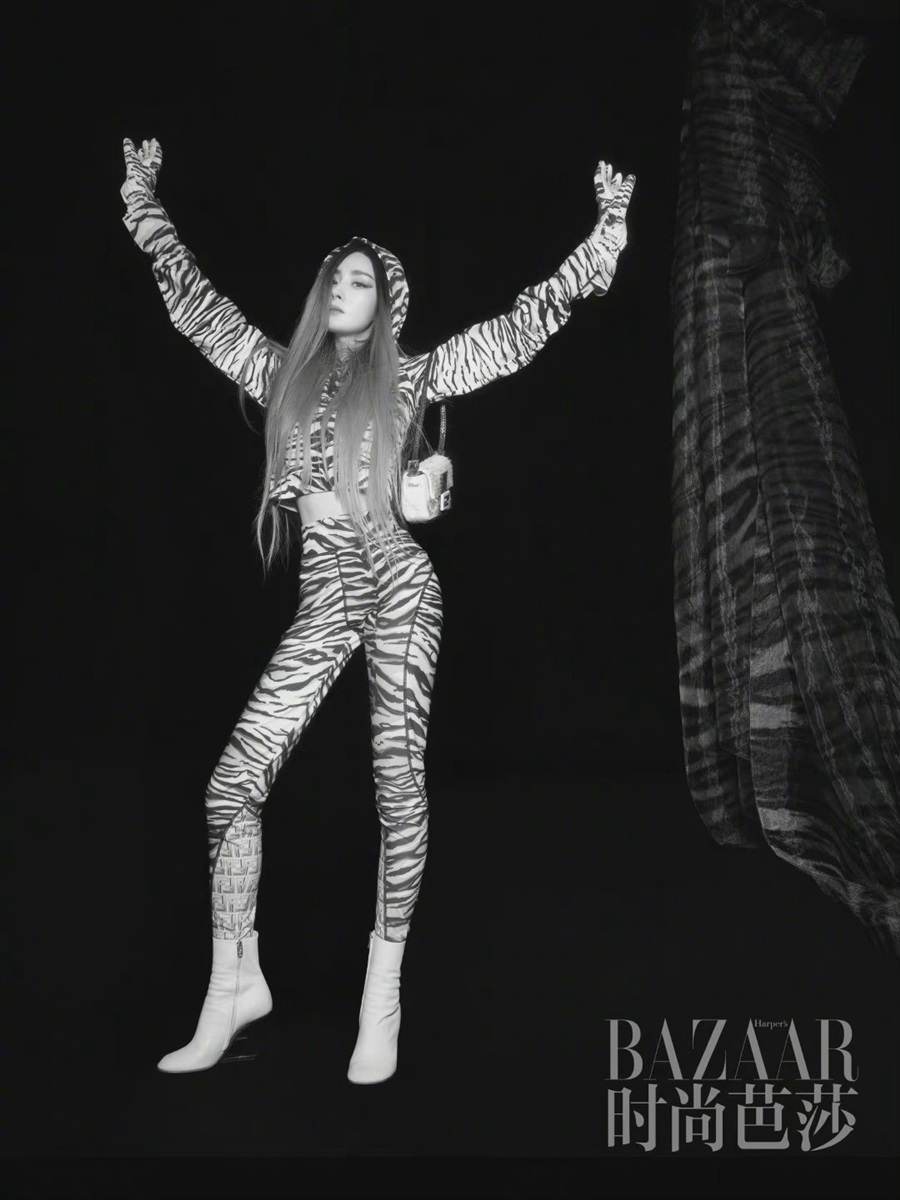 Yang Mi @ Harper&rsquo;s Bazaar China January 2022