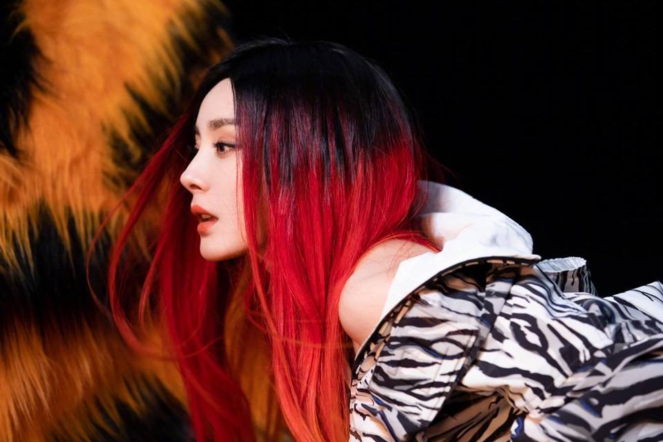 Yang Mi @ Harper&rsquo;s Bazaar China January 2022