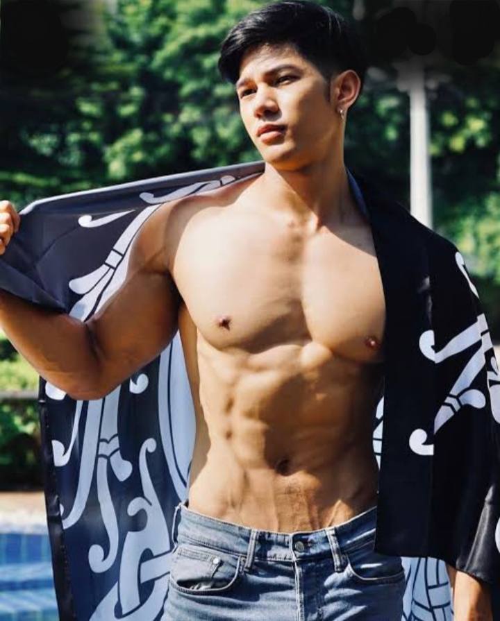 จบด้วย) นายแมน ธนสาร