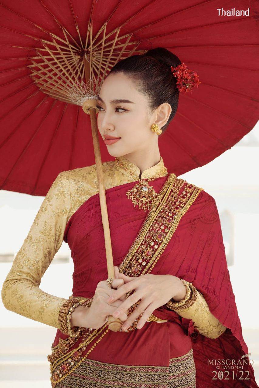Lanna Traditional Dress by Miss Grand International 2021 | THAILAND 🇹🇭