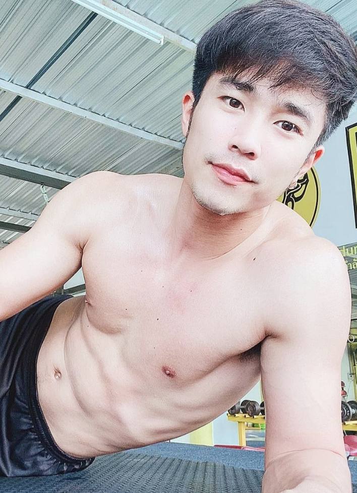 ครื้นเครงไปกับ เจ๋ง พิทัต